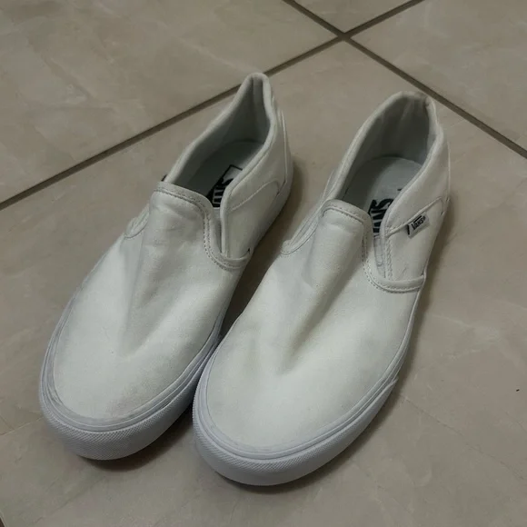 Vans Slip-On Sneakers White Women’s Size 9 - Picture 2 of 5